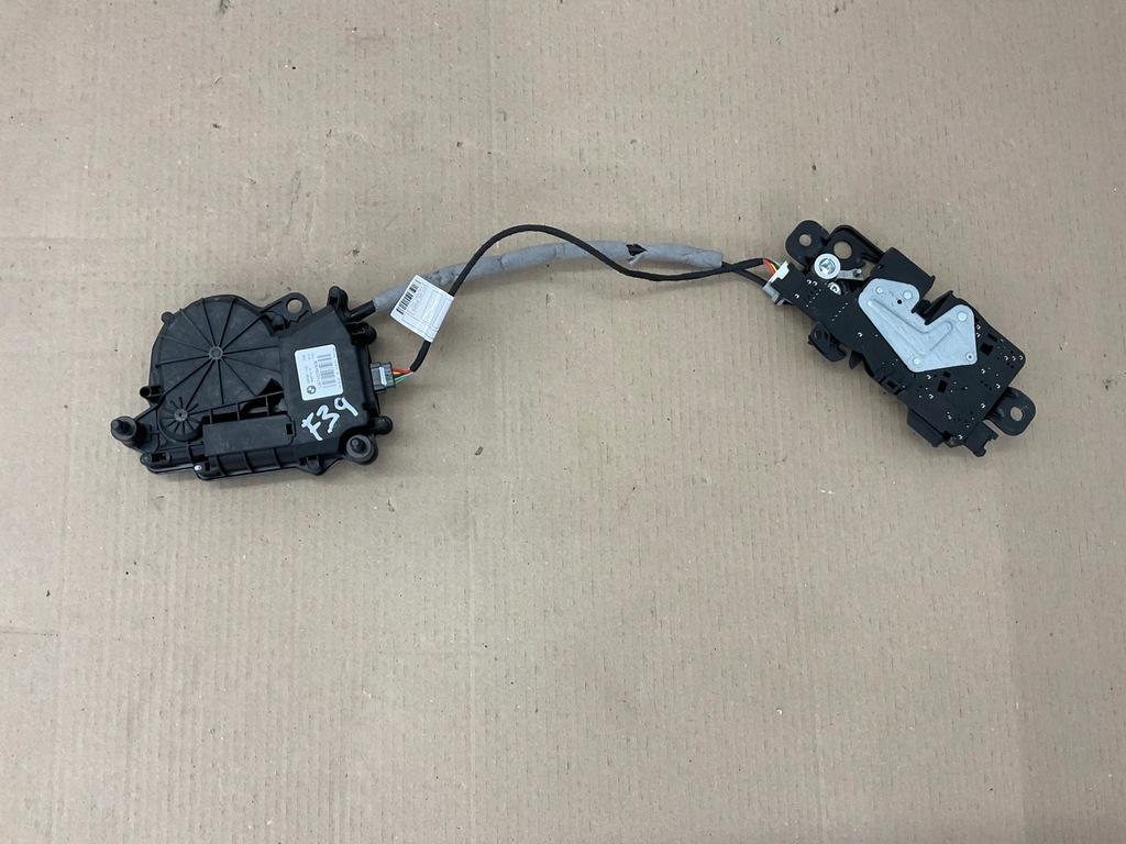 фото №1, Bmw x2 f39 замок крышки доводчик