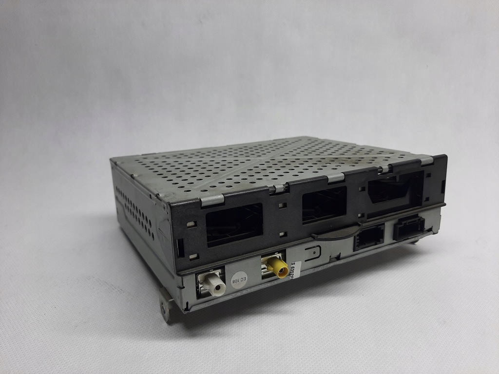 фото №1, Audi a6 c6 4f блок управления модуль радио 4f0035541