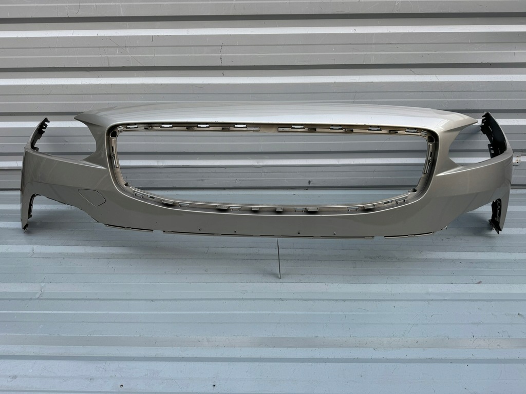 фото №1, Volvo s90 v90 16-20r бампер перед передний 32244558