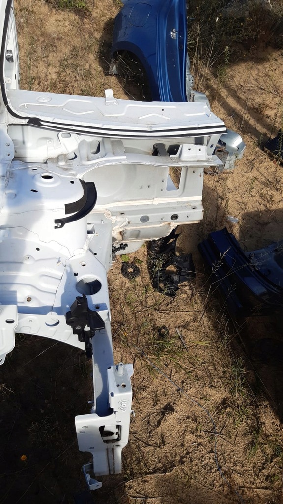 фото №2, Передняя правая четверть порог renault megane iv 4