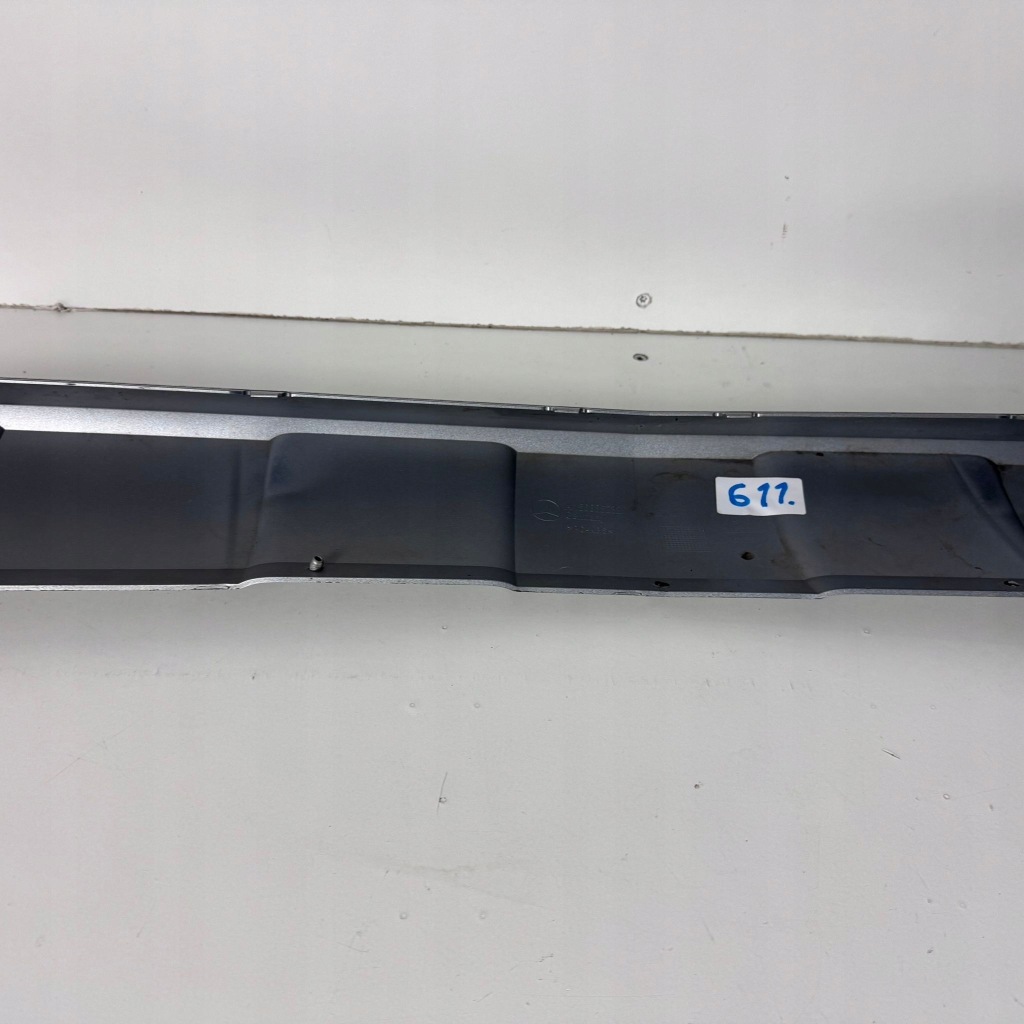 Молдинг спойлер накладка бампера перед mercedes gla w156 amg оригинальный номер оригинал в Украине