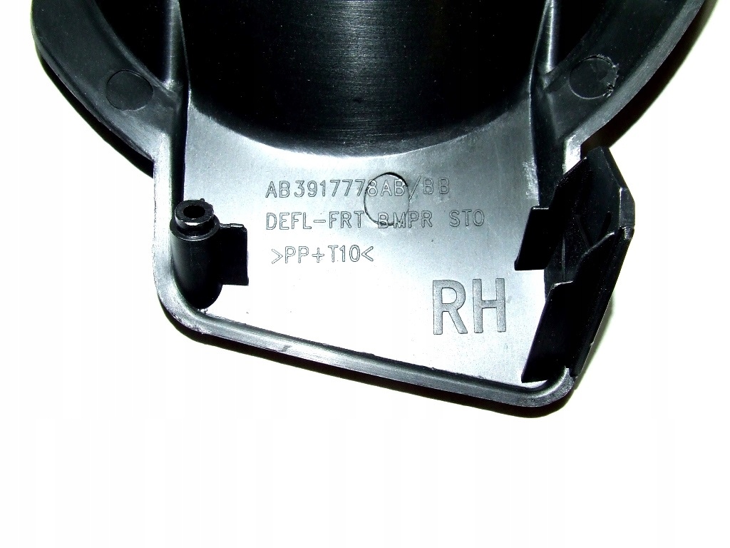 Рамка решётка противотуманной фары правая передок  ford ranger 2011 - 2015 ab39-17778-bd Доставка