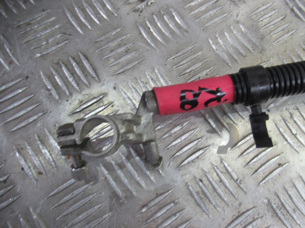 фото №2, Шланг акумулятор плюсовий audi r8 420 420971225d