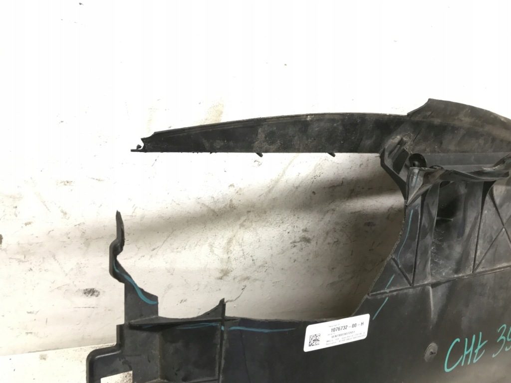 Tesla 3 корпус радиатора жалюзи 1076732-00-h с Разборки