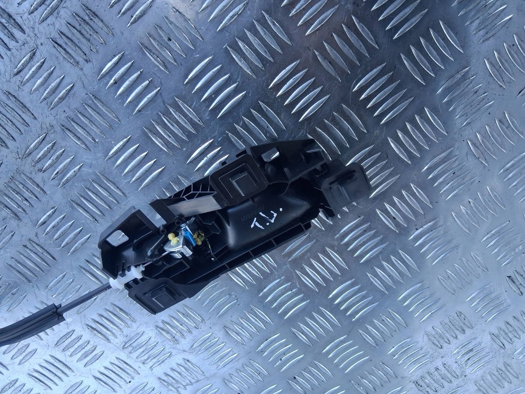 фото №1, Opel crossland x 2020r 1.2b замок дверь задняя левый psa267381 16943706