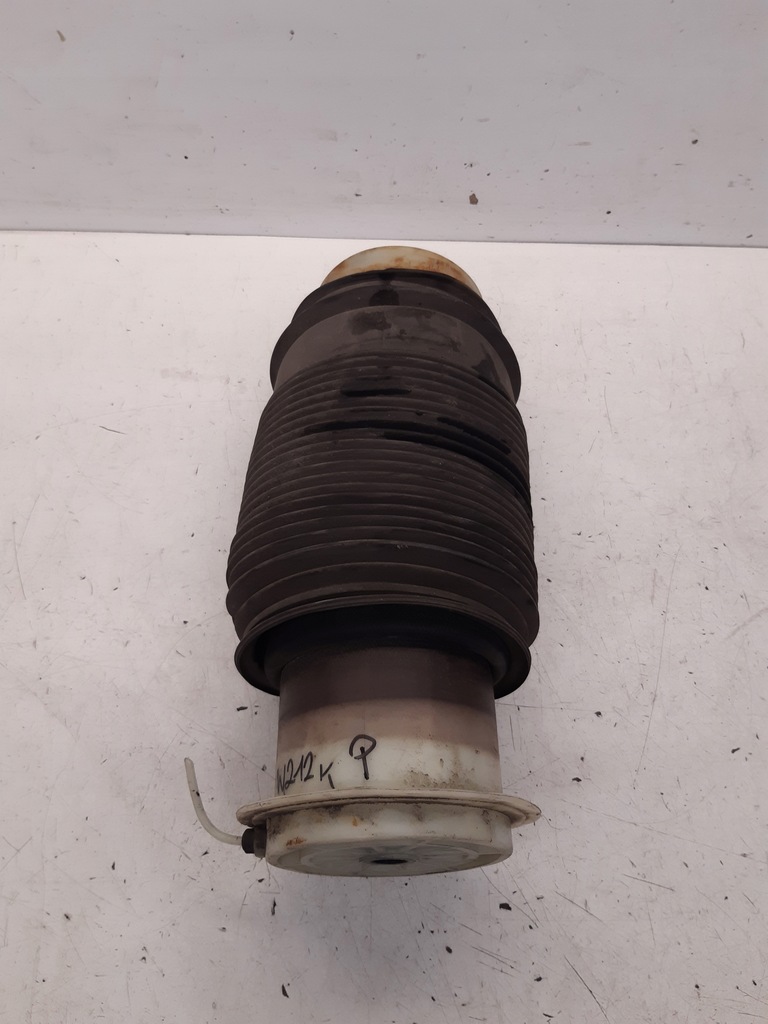 фото №1, Пневмоподушка задняя пара mercedes w212