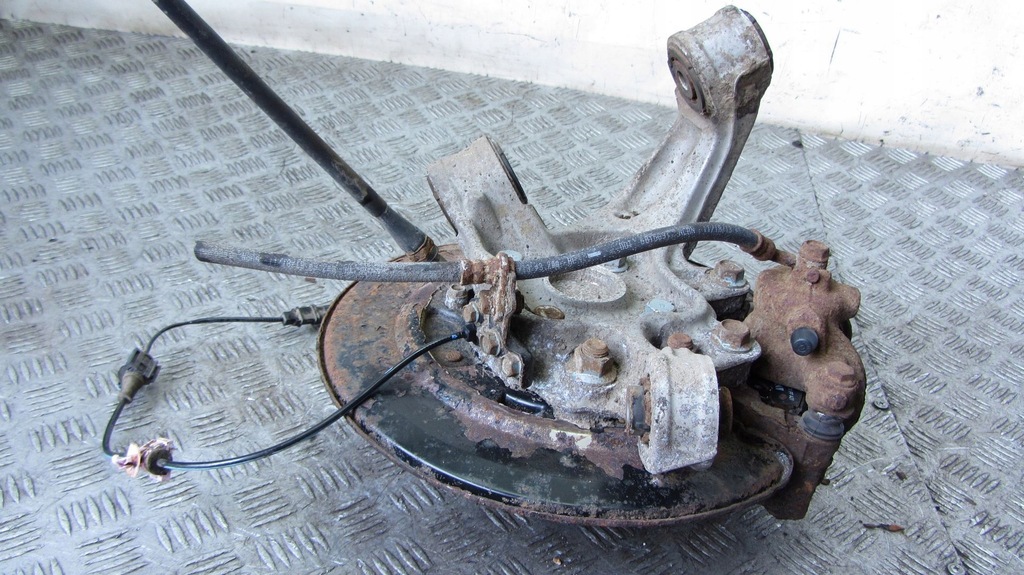 фото №5, Honda cr-v iv поворотный кулак левая задняя задняя 12-16