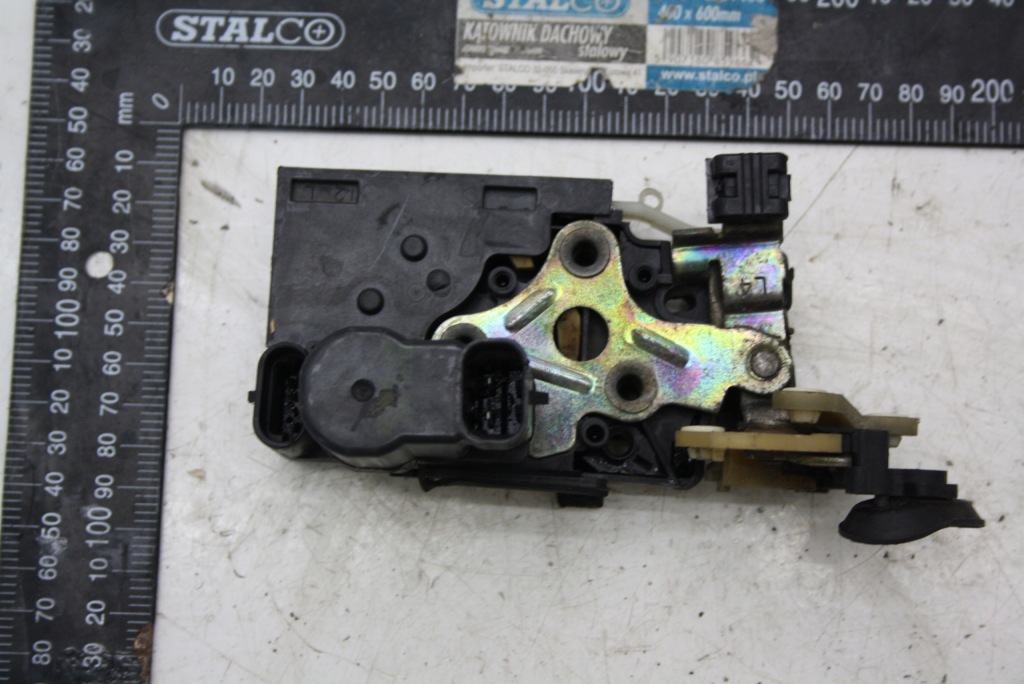 Замок двері лівий задня alfa romeo 156 16630255 Доставка