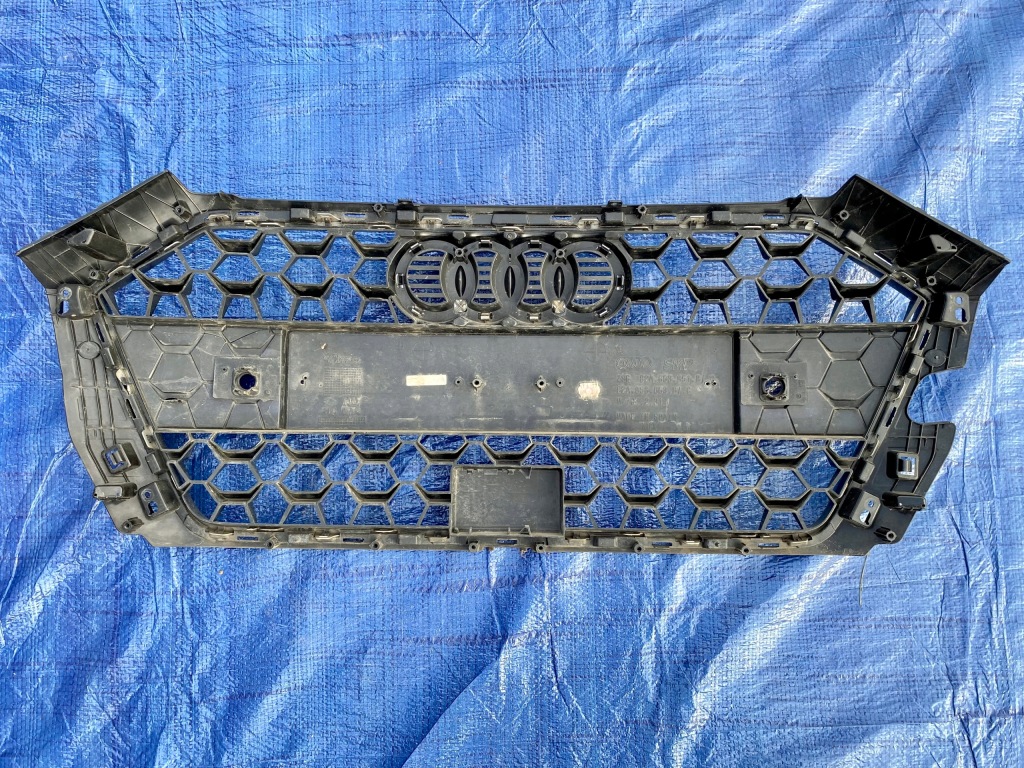 Audi a1 ii s-line 18- решётка радиатора решётка радиатора радиатора бампера bdb śląskie в Украине