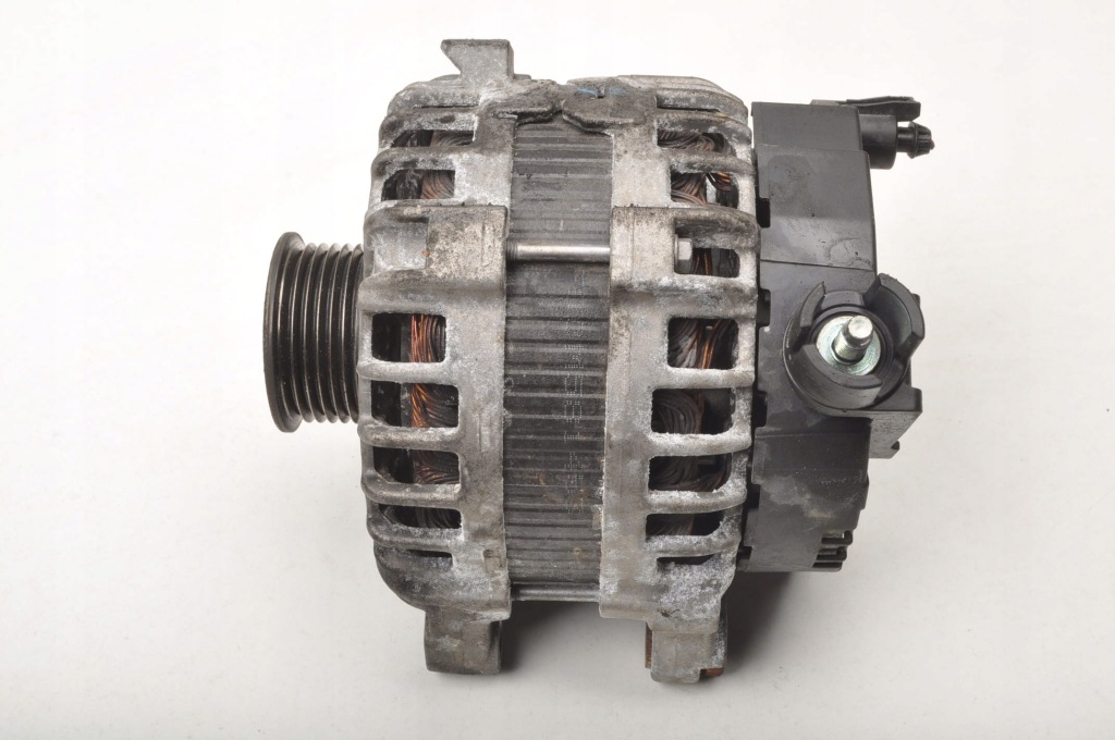 Купить Land rover discovery l462 2.0 si4 генератор 19r gx73-10300-df