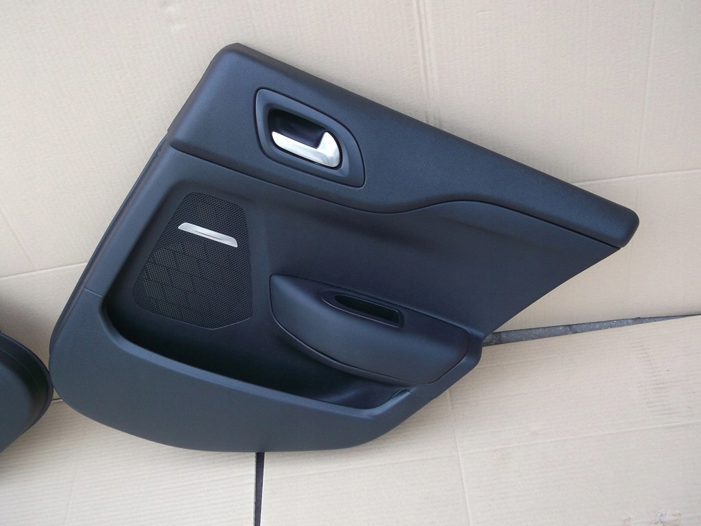 фото №2, Citroen ds4 обшивка двері задня