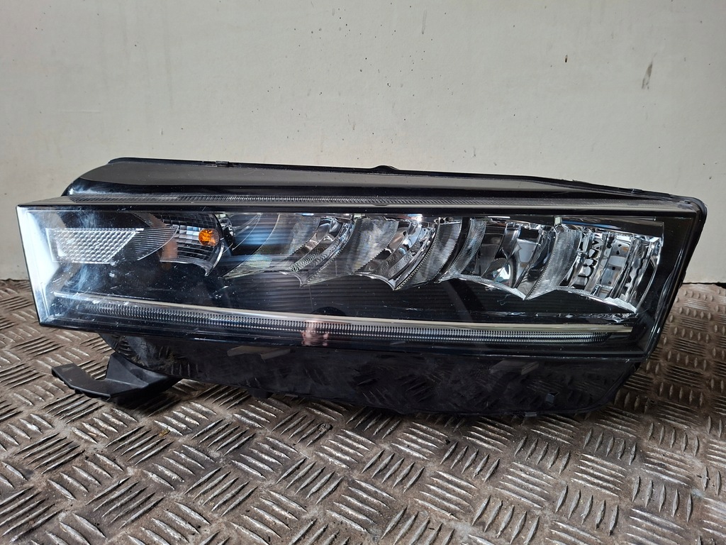 фото №1, Skoda octavia 4 iv 5e4941015 лампа левая full led