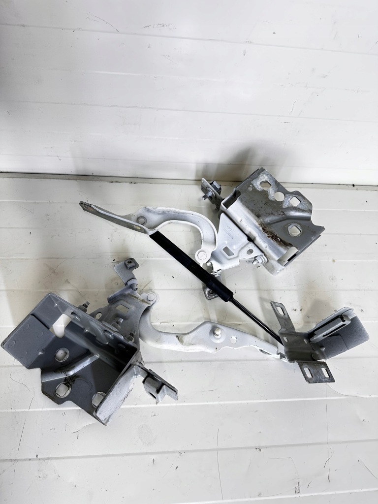 фото №1, Primastar ii 22r trafic iii vivaro b петли капот 0776r00001 3204r00001