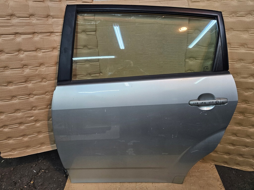 фото №1, Toyota corolla verso 04-08 дверь левый задняя 1c0