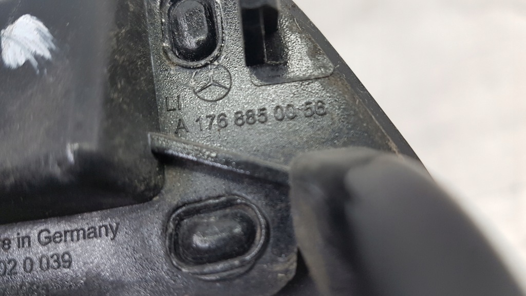 фото №3, Mercedes w176 amg заглушка распылителя левая 696