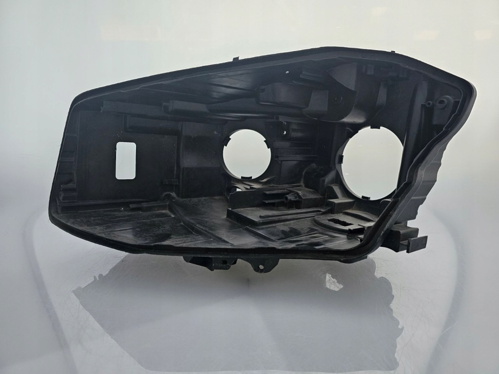 фото №1, Оригінальна корпус фара mercedes a klasa w176 2012-2015 ксенон ліва