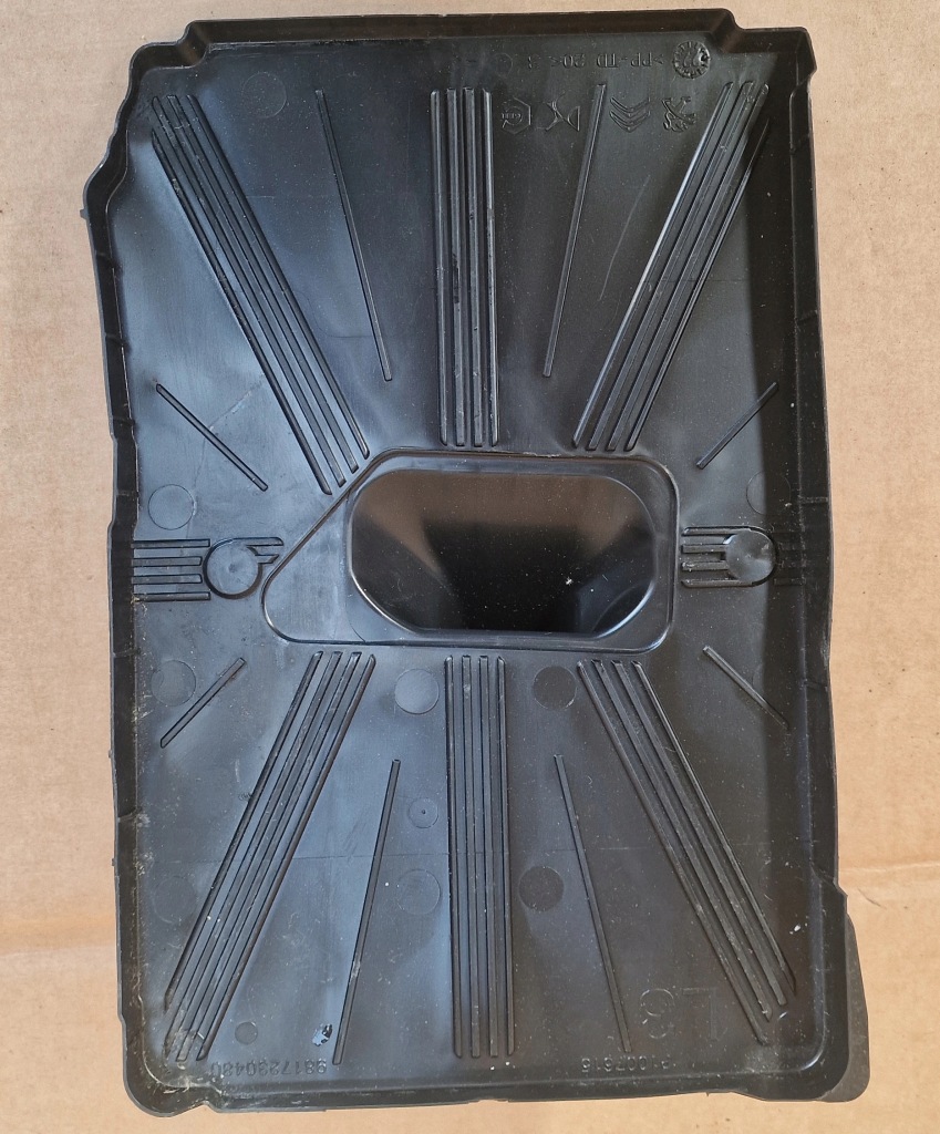 Купить Основание аккумулятор peugeot 408 2 9817230480