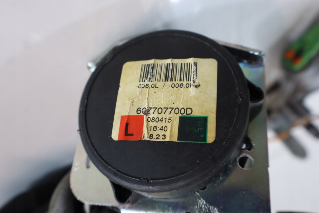 Ремень безопасности левое  перед opel corsa d Оригинал