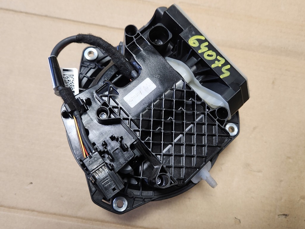 фото №9, Камера заднего вида ручка крышки vw golf vii viii oryg 5h0827469