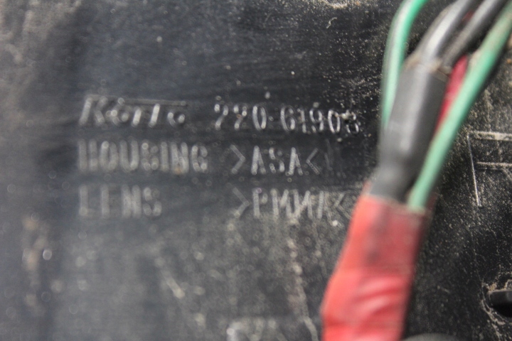 фото №3, Лампа права задня mazda premacy i