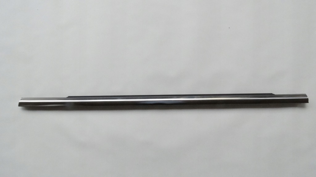 фото №1, Mercedes b-klasa w247 молдинг ущільнювач двері права задня хром a2477355601