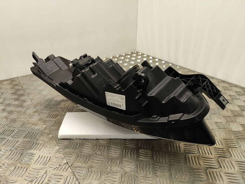 фото №14, Renault scenic iv - grand scenic iv 2018 перед сторона права лампа передня