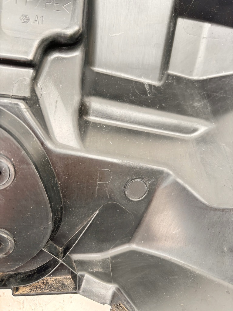 фото №9, Lexus оригинальный номер воздуховод воздуха кронштейн левая 53294-48160 правая 53293-48150