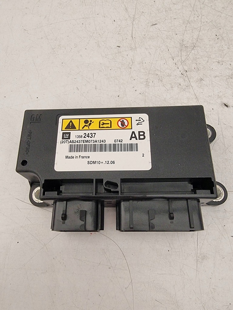 фото №1, Opel astra j 2012 блок управления / модуль подушка безопасности 13582437