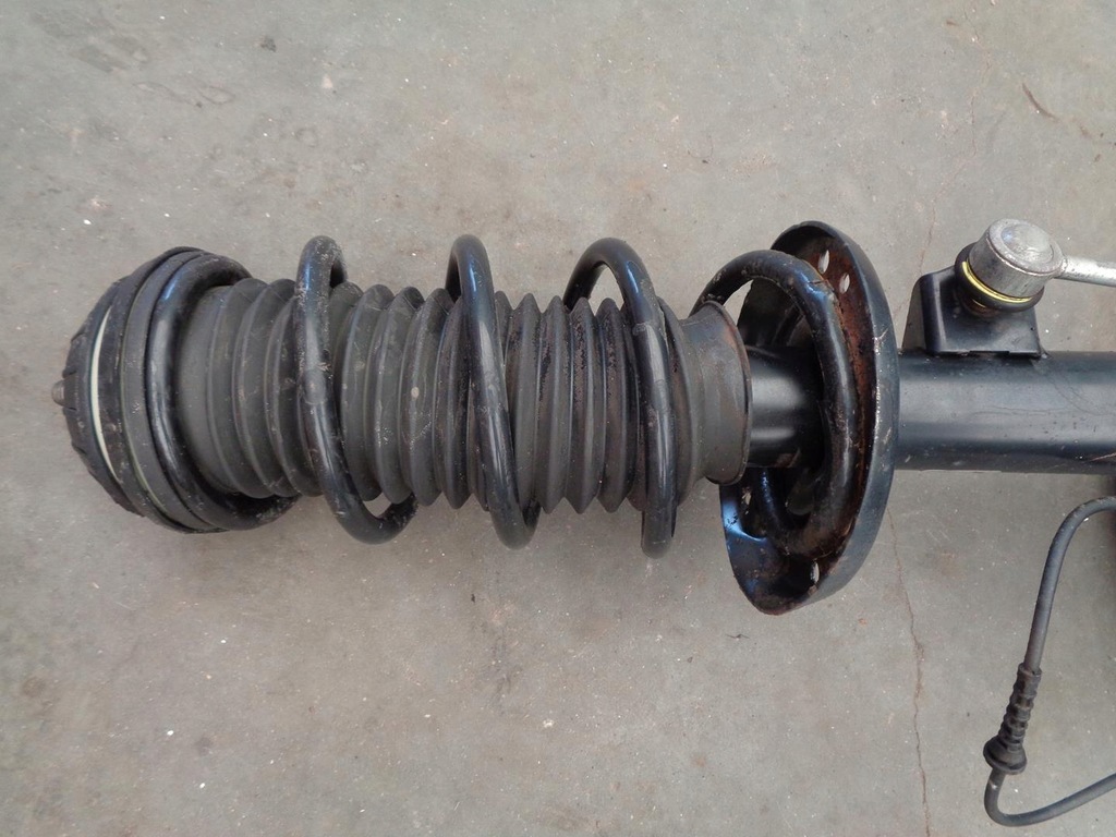 фото №8, Амортизационная стойка поворотный кулак alfa romeo mito 1.4 16v 2008- правый