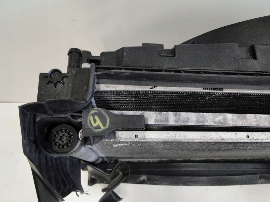 Mercedes комплект радиатор woda кондиционер nt вентилятор c klasa 205 w205 Недорого