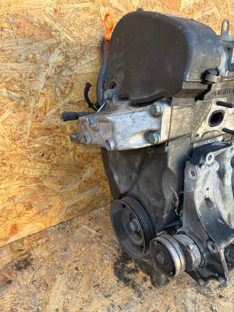 Vw golf 4 1.4 akq 197tyś. пробег двигатель бензин в Украине