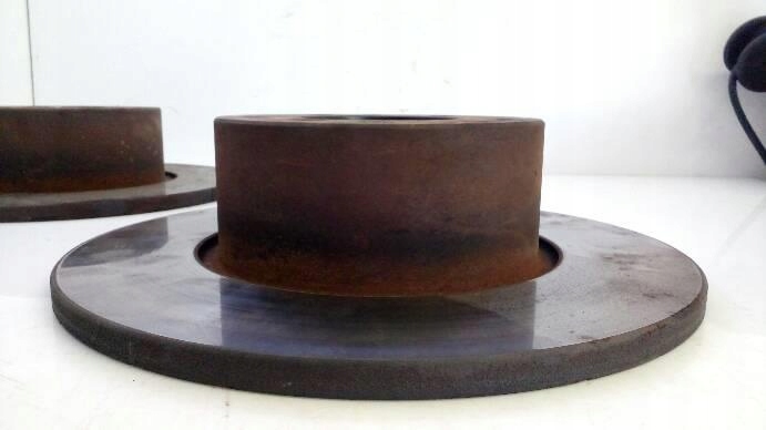 Гальмівні диски гальмівні задній bmw 520i e34 2,0 b Зі Шроту