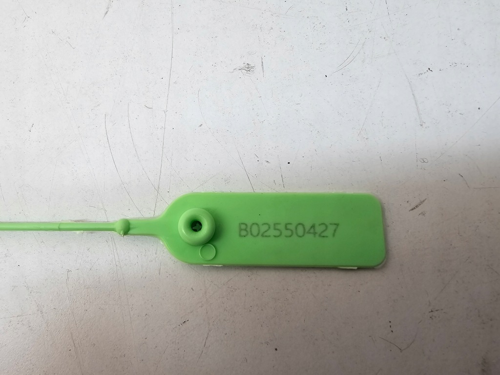 Кронштейн каркас кронштейн кронштейн бака adblue volvo fh 4 24176787 Цена