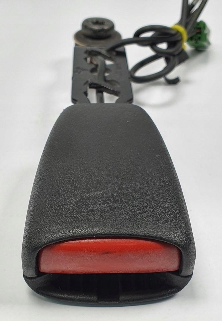 фото №3, Кліпса поперечина перед volvo v50 6841697