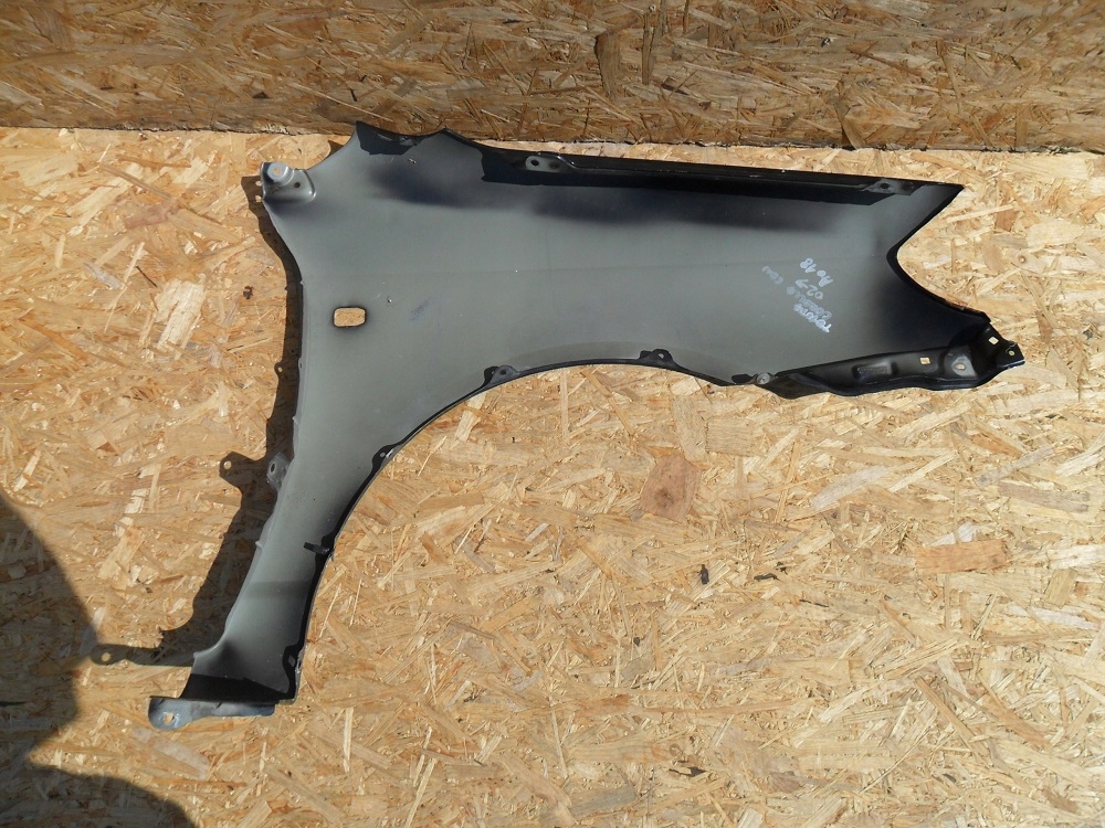 фото №10, Toyota corolla sd kombi 2002- крила лівий