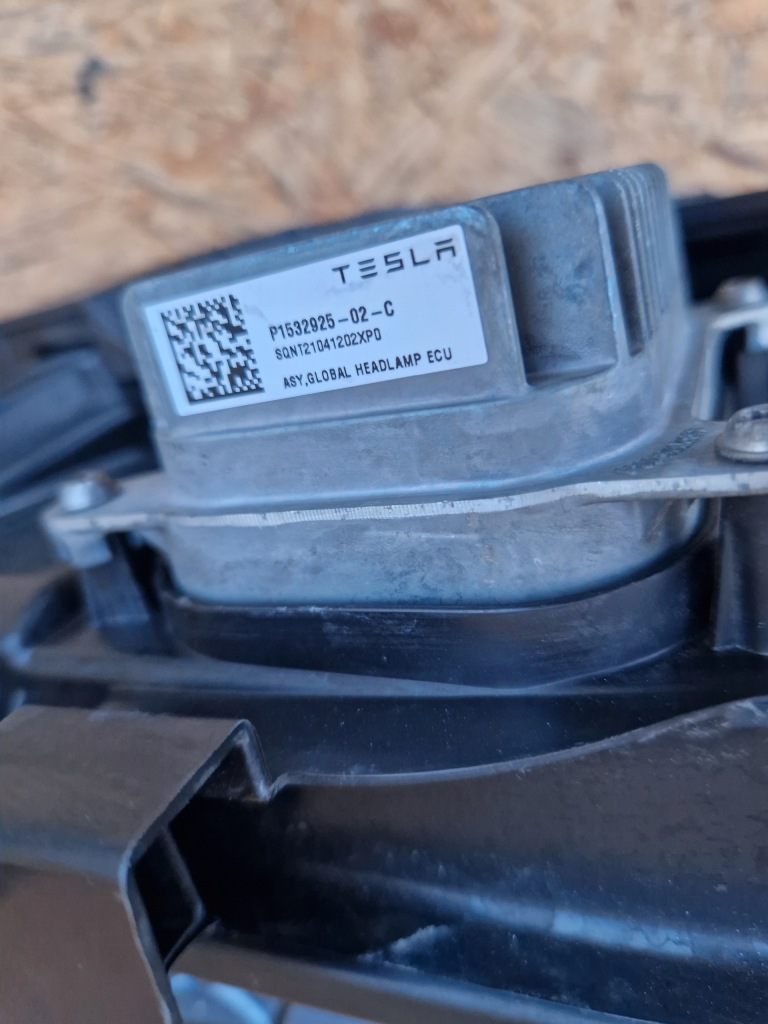 Tesla model 3 y рестайлинг  20- фара перед левая full led европа  1514952-00-c в Украине