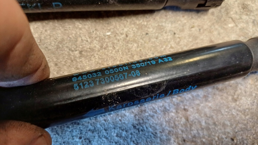 фото №3, Mini cooper f55 привод капот 7300567