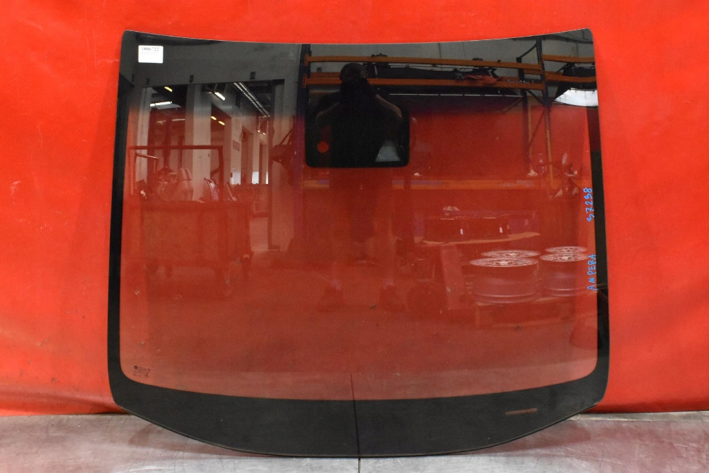 Купити Скло перед передня лобове opel ampera-e 17-20