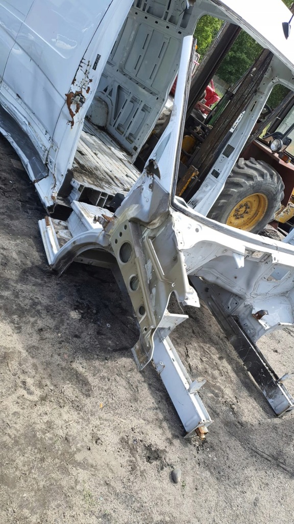 фото №1, Mercedes sprinter w906 906 чверть лонжерон права