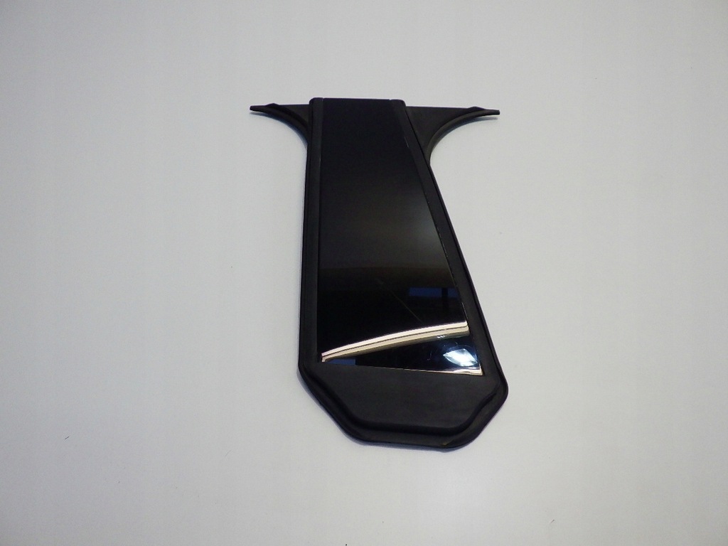 фото №1, Cla ii w118 захист стійка двері права a1186980200