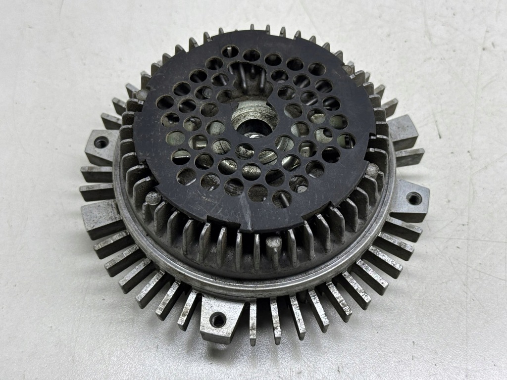 фото №1, Віскозна муфта вентилятора 1992 mercedes-benz sl r129 1202050606