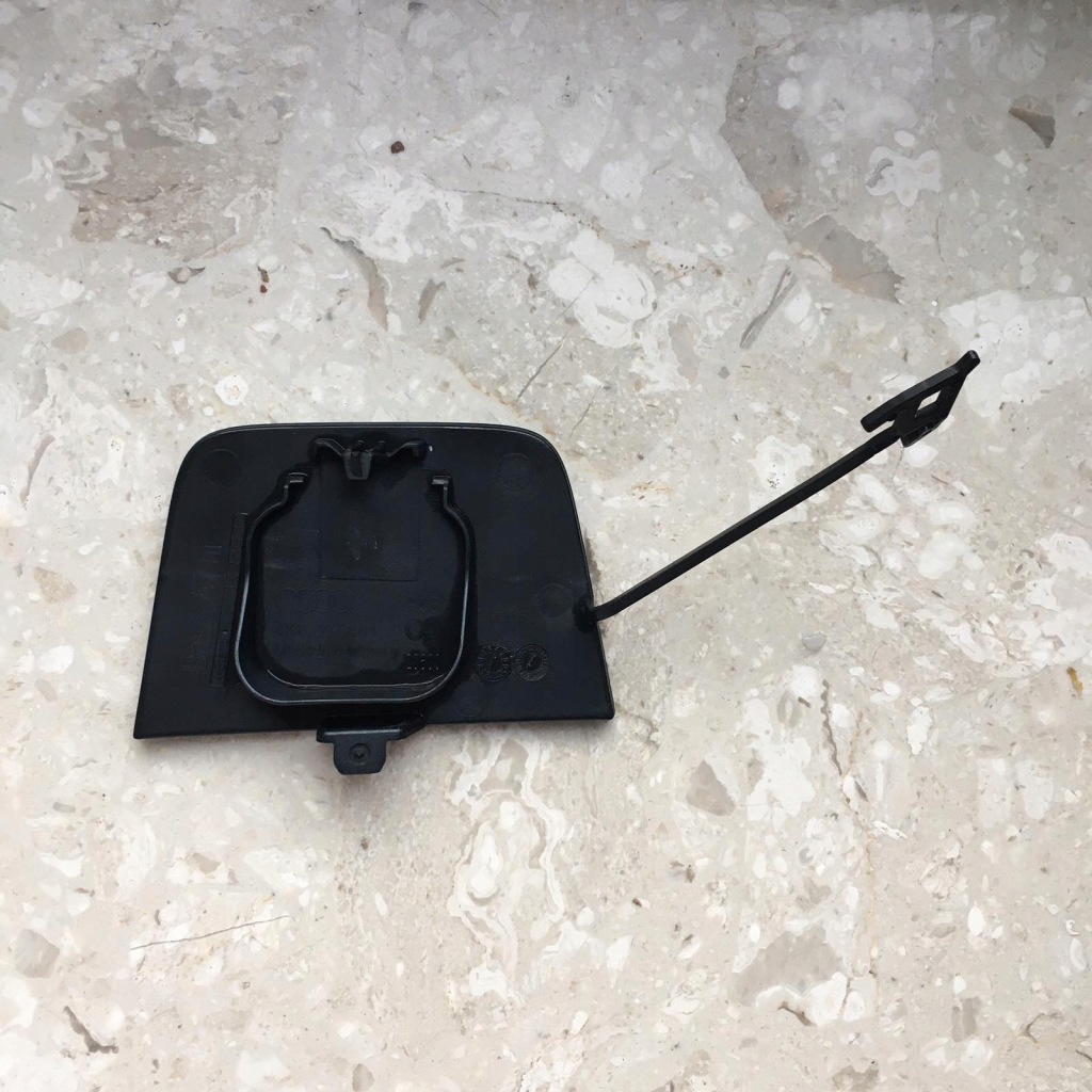 фото №4, Audi a7 c8 2018- заглушка бампер задняя 4k8807441