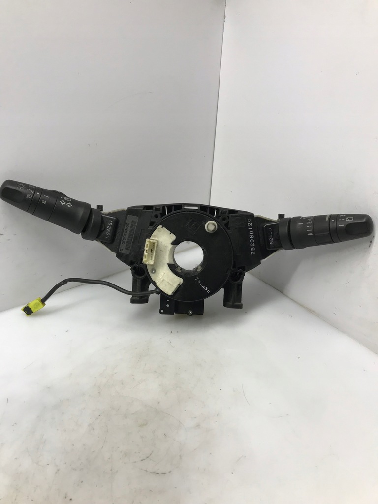 фото №1, Переключатель комбинированный 25560-9u03d nissan