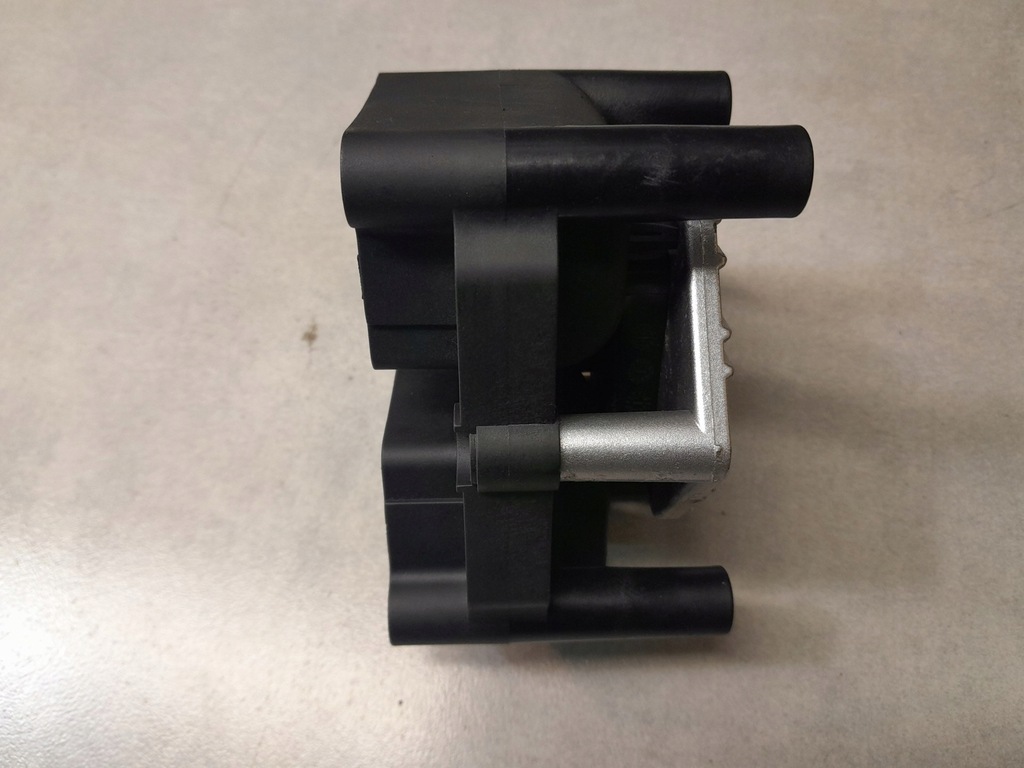 фото №6, Катушка зажигания polo iii 6n2 1.4 aud 06b905106a