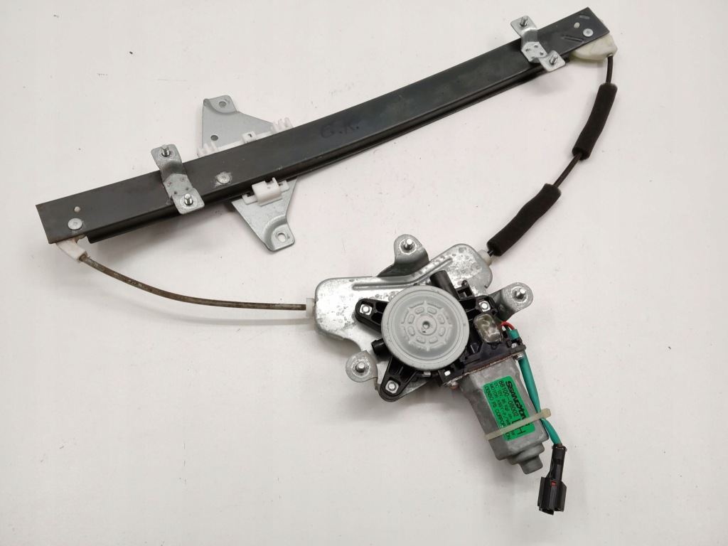 Купити 2015 ssangyong rexton i підйомник скло двері передніх 8810008002