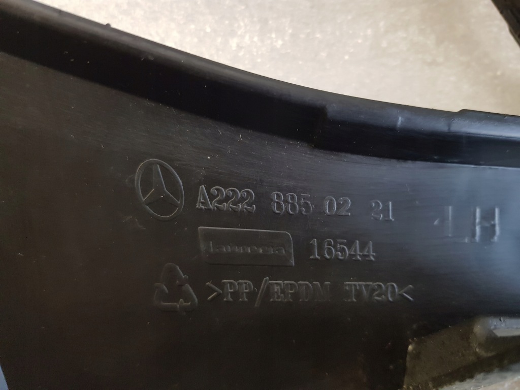 фото №5, Mercedes s-klasa w222 напрямна бампера задня a222