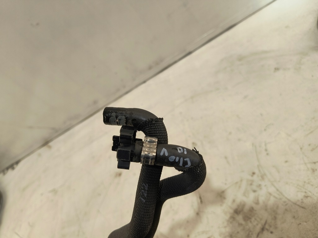 Renault clio v 1.5 blue dci труба шланг води 204762715r в Україні