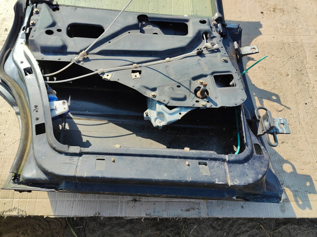 Двері лівий задній audi b5 a4 ly5t Київ