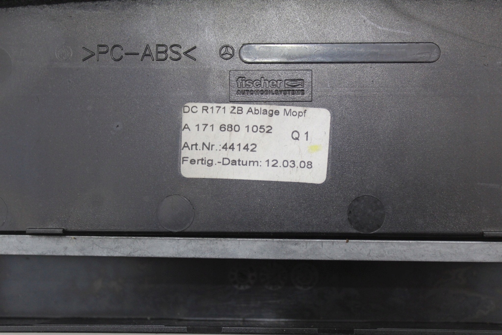 фото №8, Бардачок с консоли оригинальный номер mercedes slk r171 w171 a1716801052