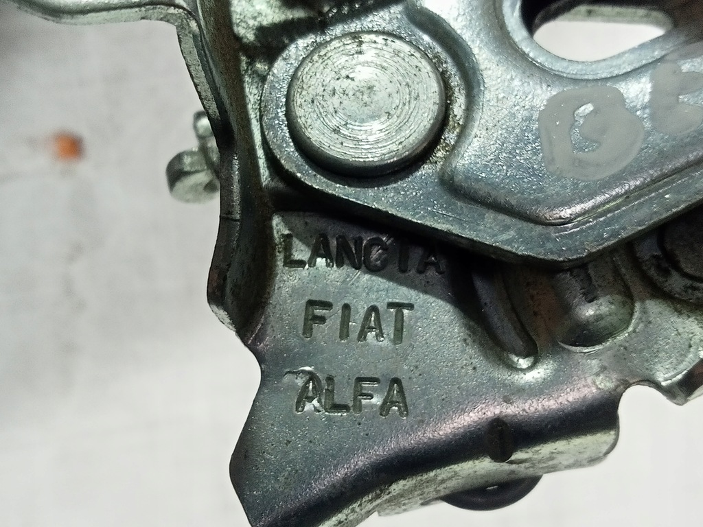 фото №4, Citroen berlingo partner ii 2008r замок капот